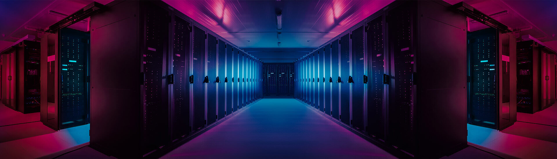 showcase-slide-server-room